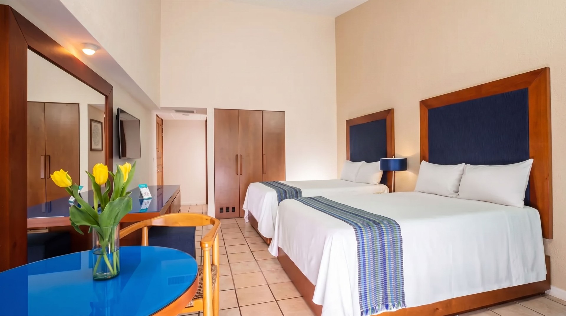 Oceanfront Deluxe Double 2